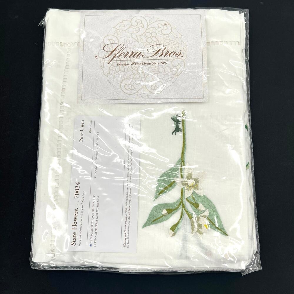 Sferra Bros. Fine linen hand embroidered floral on Italian linen tablecloth